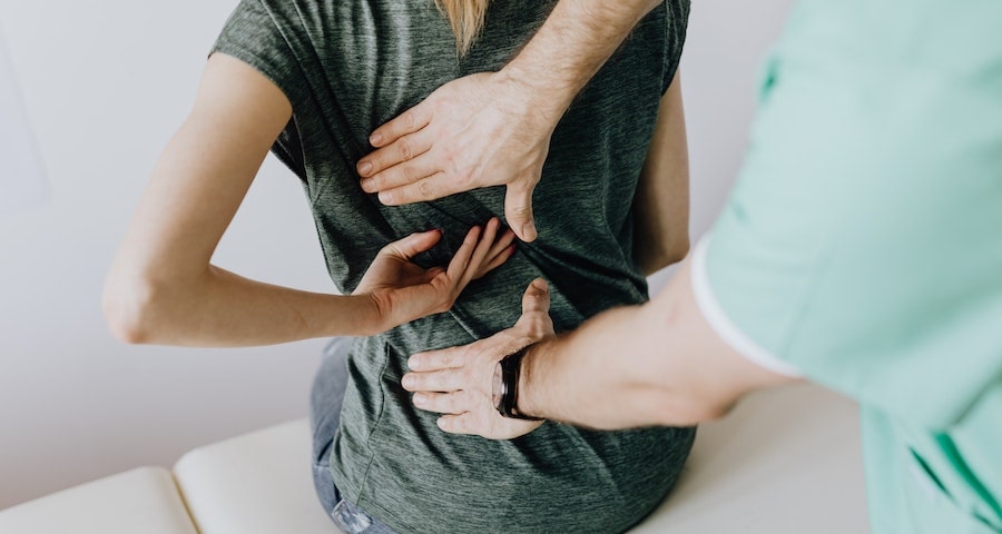 5 Ways a Chiropractor Can Help Manage Chronic Pain