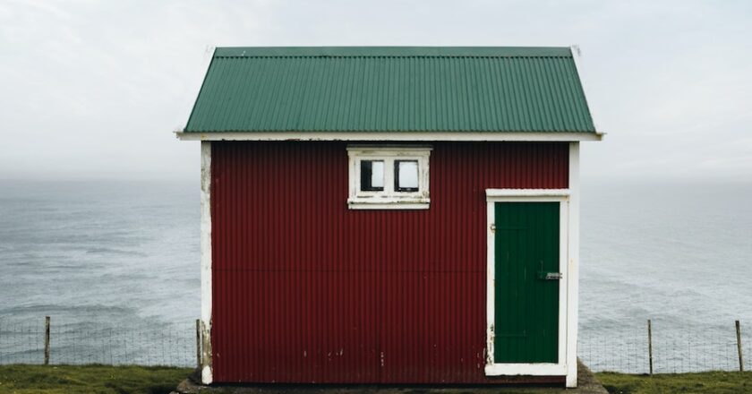 How To Keep A Tiny House Livable?