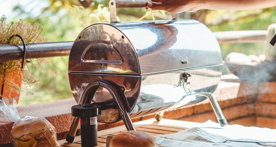 Practical Tips To Build An Outdoor Kitchen On A Budget