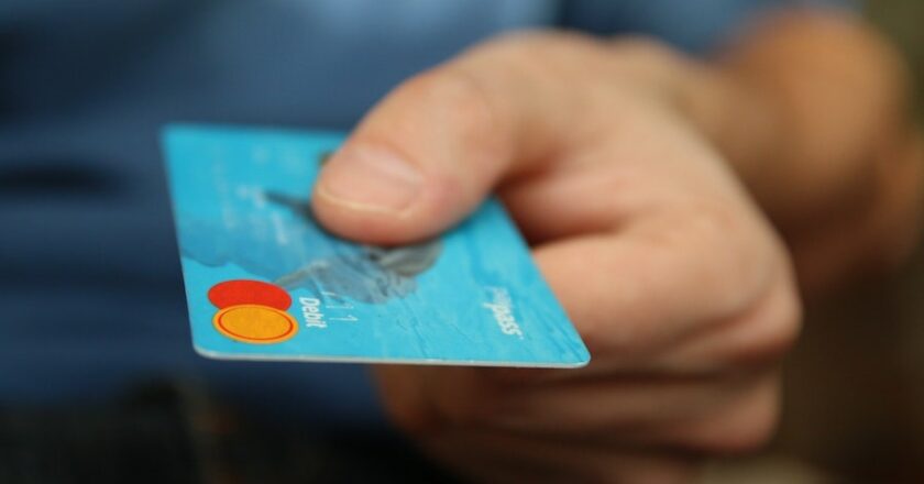 Tips To Build A Bad Credit Rating: Are You Doing These Unknowingly?
