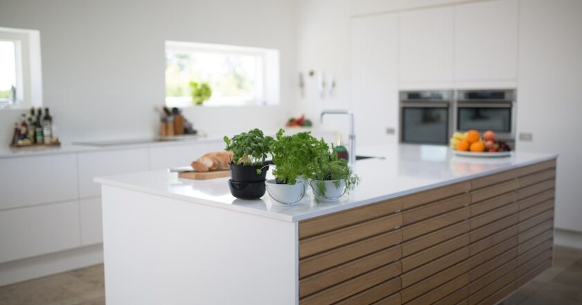 5 Cost-Effective Ways On How To Modernize Your Outdated Kitchen