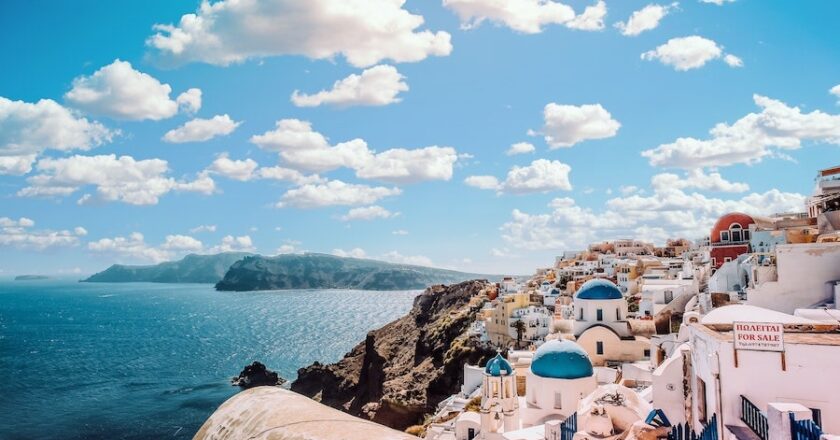 Greece Encounter: The Romance of Santorini with Your Love